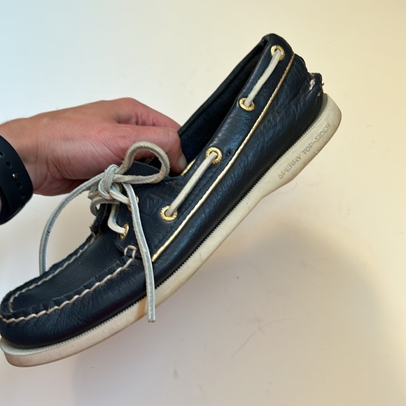 Sperry navy and white boat shoes - Picture 3 of 8